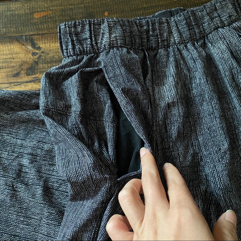 Lululemon Rollin' With My Omies Pant - Picture 6 of 9